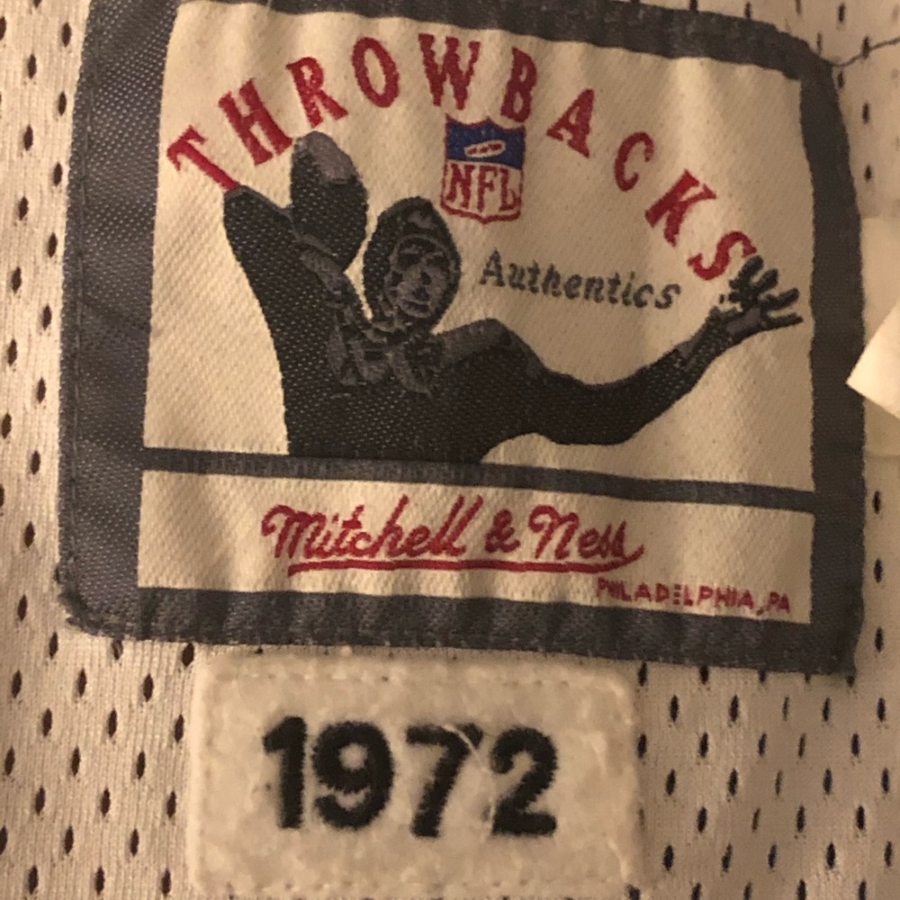 Mitchell & Ness Throwback Authentic 72 Miami Und - image 3